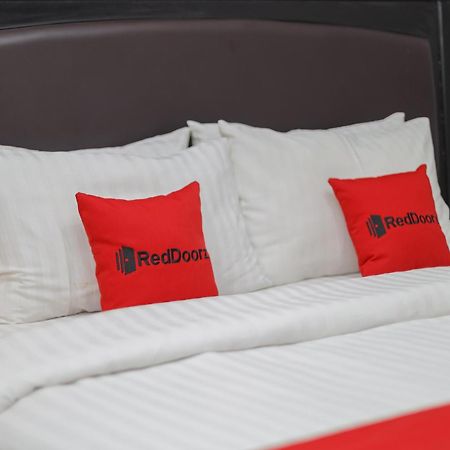 Reddoorz Plus At Swun Stay Raya Langsep Malang Esterno foto