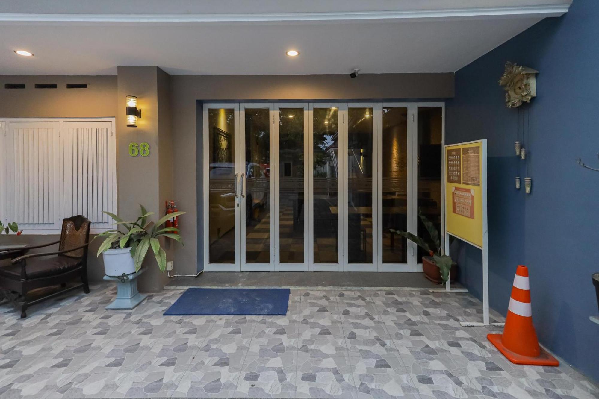 Reddoorz Plus At Swun Stay Raya Langsep Malang Esterno foto