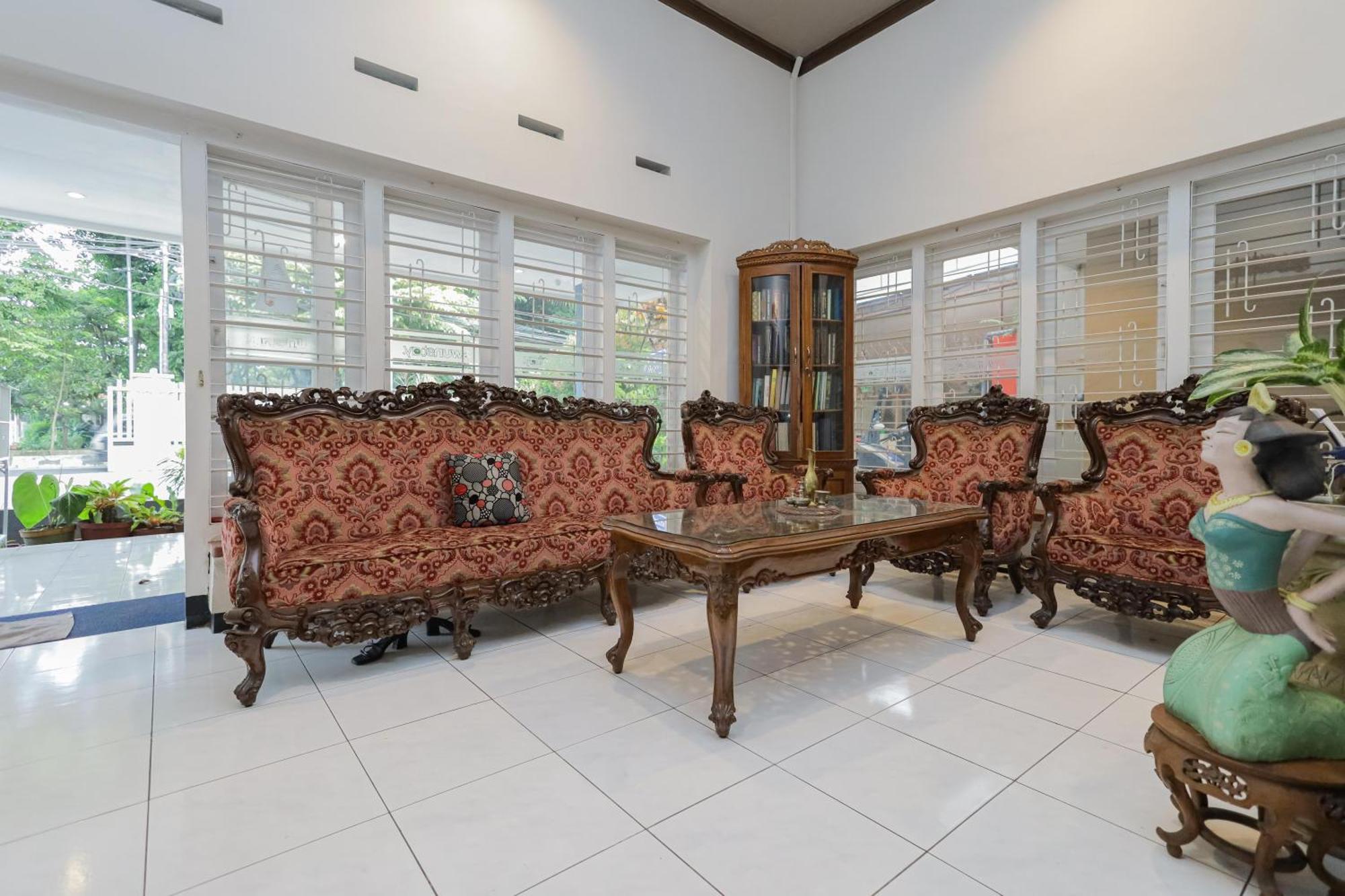 Reddoorz Plus At Swun Stay Raya Langsep Malang Esterno foto